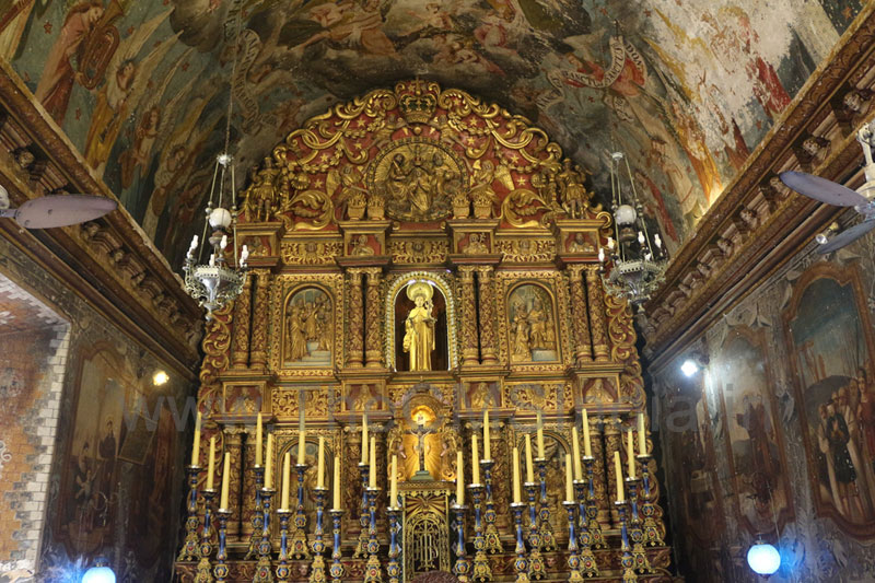 St. Antony's Church, Ollur, Thrissur - Altar